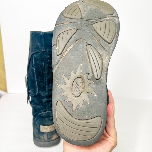 Ugg Cargo III Pocket Zip Buckle Side Back Zip Black Winter Sherpa Boots Snow - Picture 4 of 5